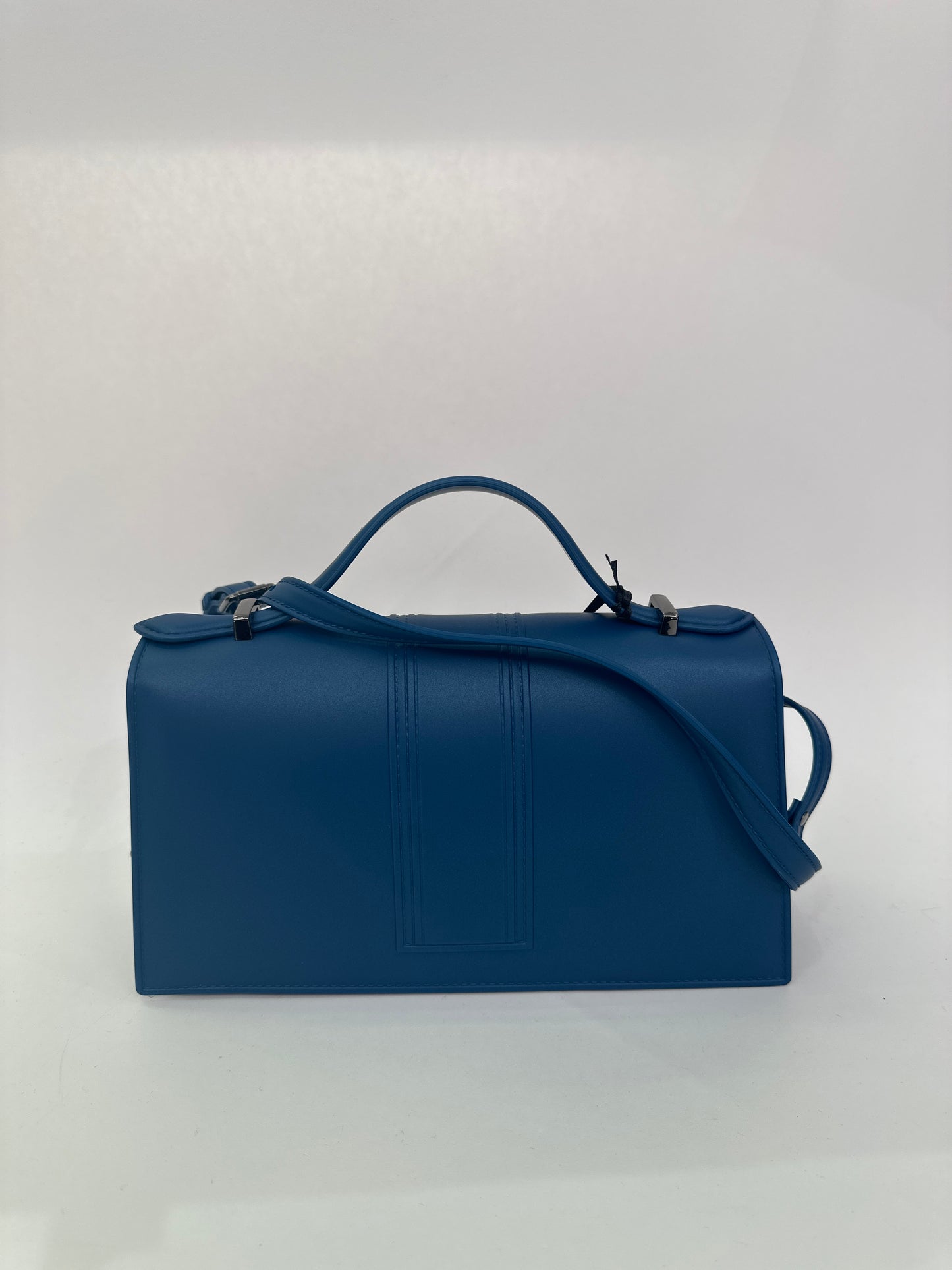 Flat Arrow Marc Ellis