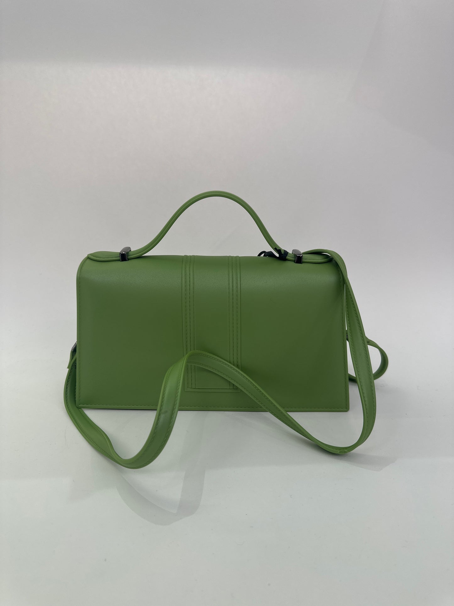 Flat Arrow Marc Ellis