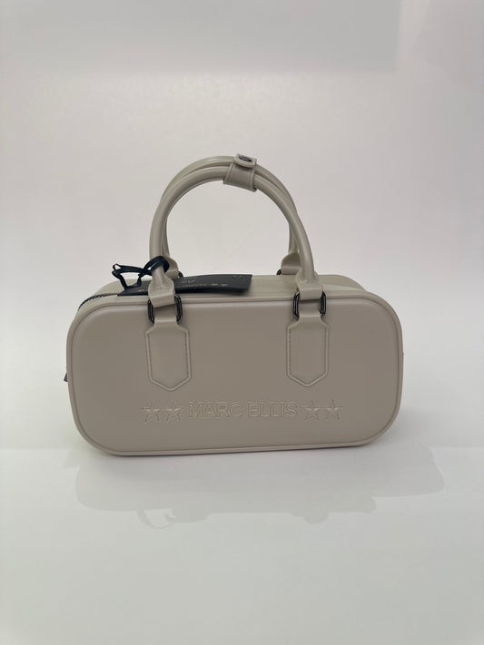 Flat Stich Marc Ellis