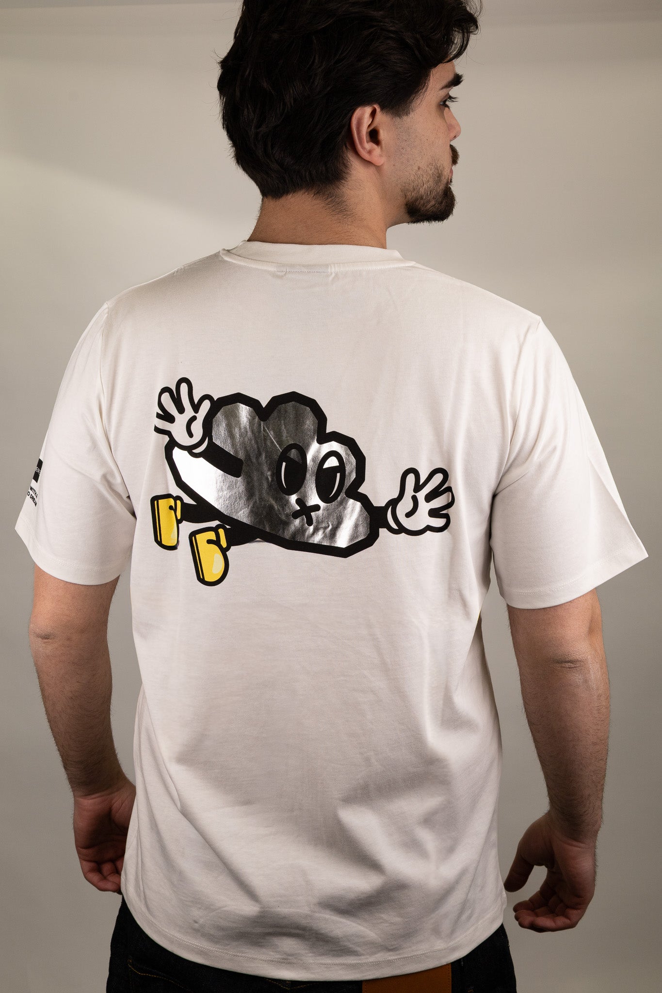 T-shirt Outhere Eonic